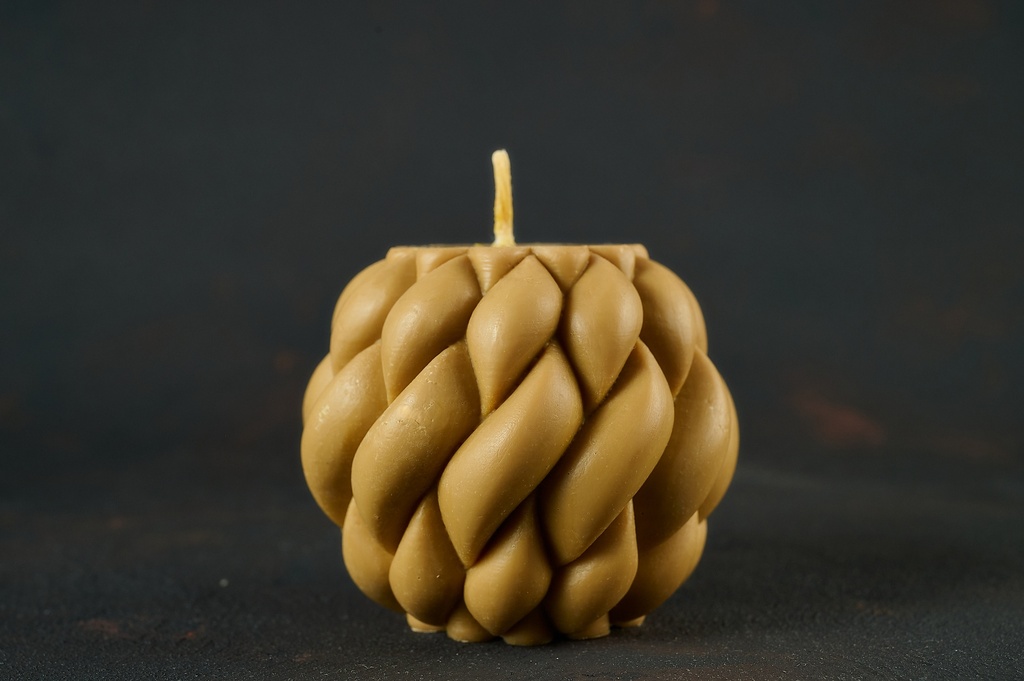 Свічка з бджолиного воску, Гармонія